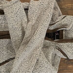 Women's Cream Sherpa Jacket